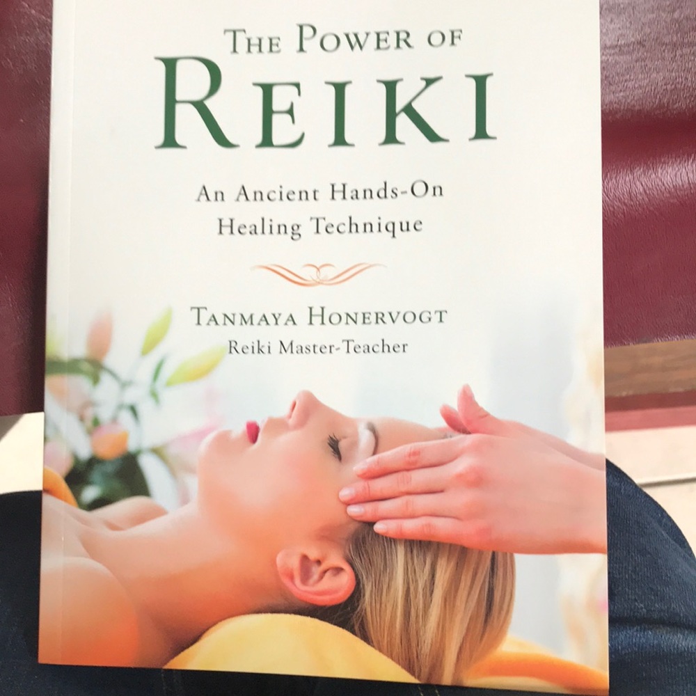 REIKI book - Picture 1 of 2